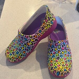 Colorful Leopard Print Lisa Frank CROCS Size 11W